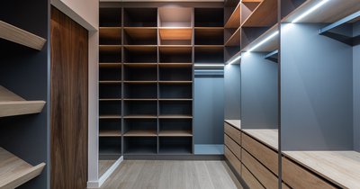 Einbauschränke selber bauen: Material und Maße im Detail